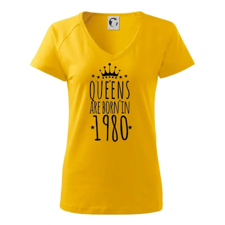 Queens are born in 1980