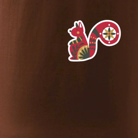 Folklór na prsníku veverička