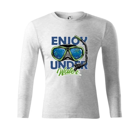 Enjoy Under Water
