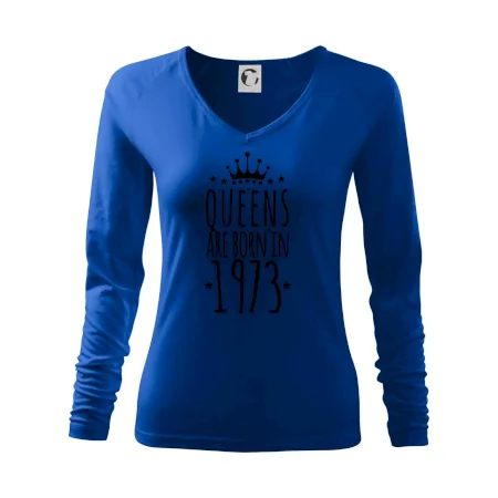 Queens are born in 1973