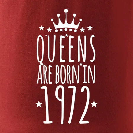 Queens are born in 1972
