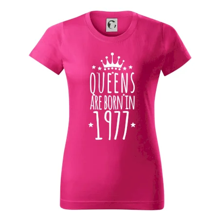 Queens are born in 1977