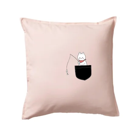 Mačka s rybou vo vrecku