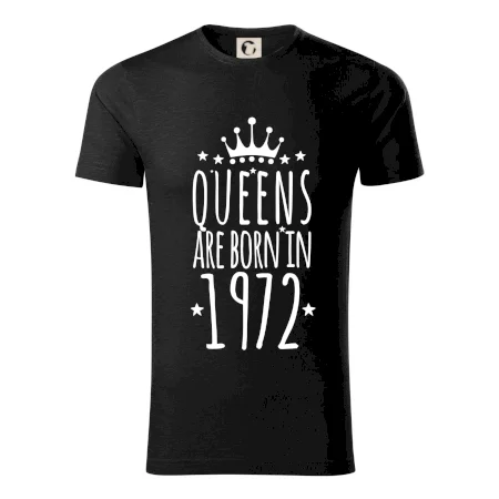 Queens are born in 1972
