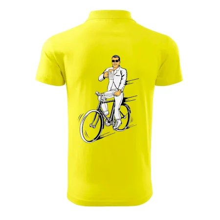 Gentleman na bicykli s pivom