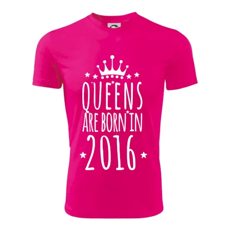 Queens are born in 2016