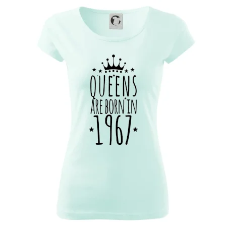 Queens are born in 1967