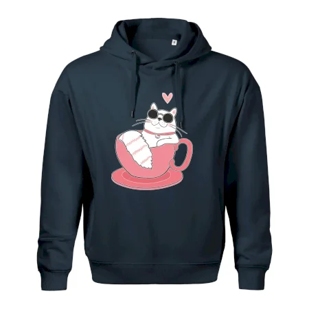 Hustá mačka v hrnčeku