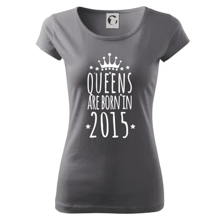 Queens are born in 2015