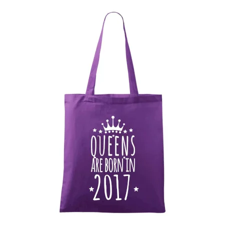 Queens are born in 2017