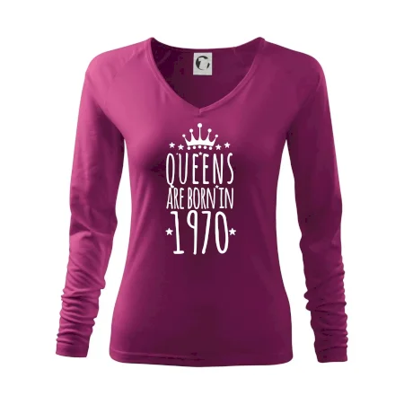Queens are born in 1970