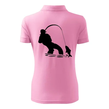 Rybár ťahajúce rybu