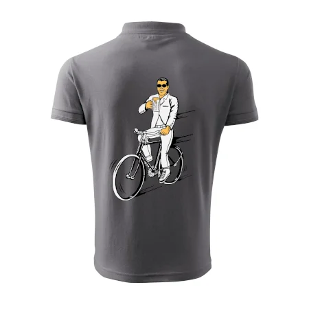 Gentleman na bicykli s pivom