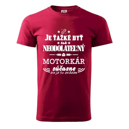 Neodolateľný motorkár