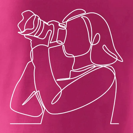 Fotografka stojaca jedným ťahom