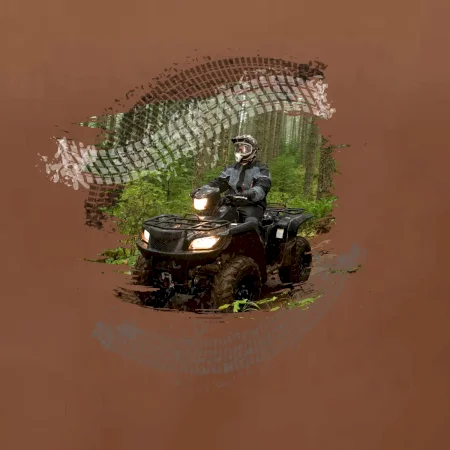 ATV štvorkolka v lese