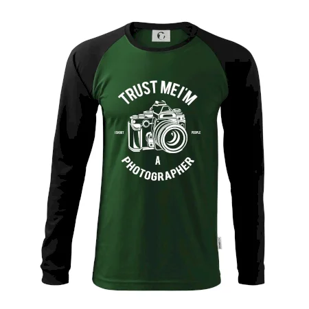Trust me Photographer
