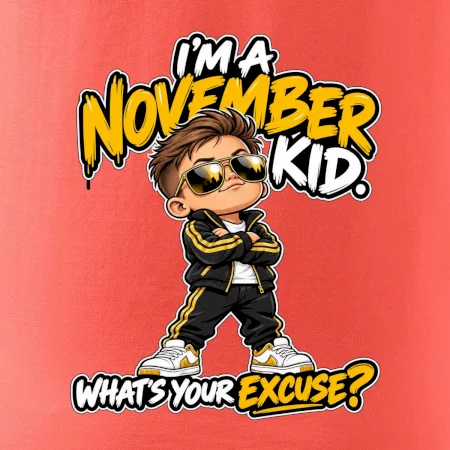 Novembrový chlapec v čiernej teplákovej súprave so zlatými okuliarmi