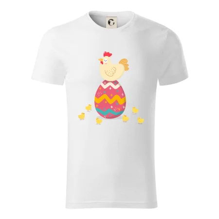 Sliepka sediaca na veľkonočnom vajci