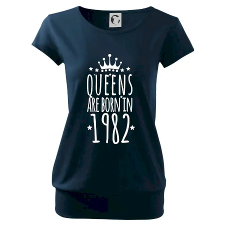 Queens are born in 1982