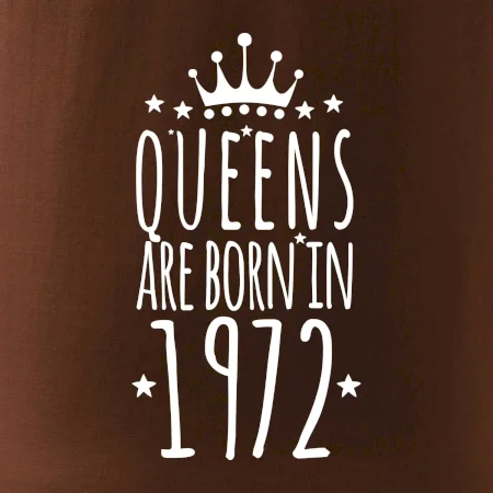 Queens are born in 1972