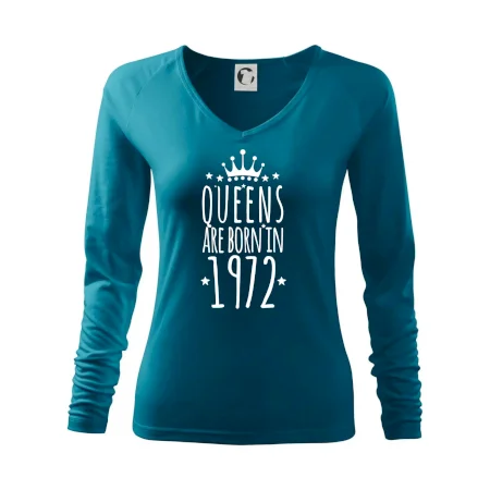 Queens are born in 1972