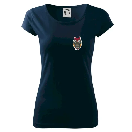 Folklór na prsníku sova