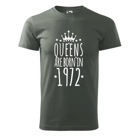 Queens are born in 1972