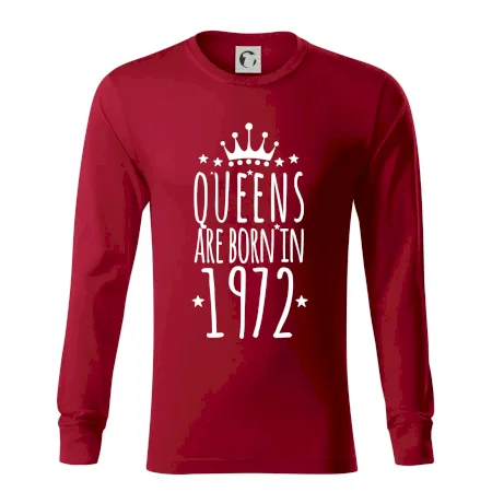 Queens are born in 1972