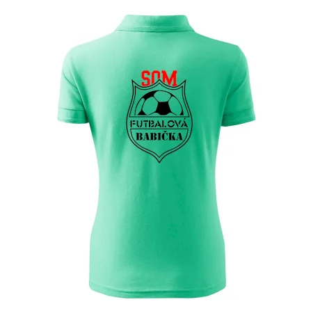 Som futbalová babička