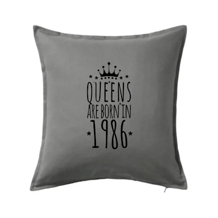 Queens are born in 1986