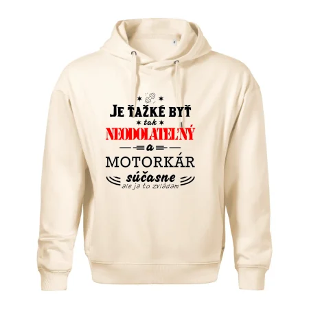 Neodolateľný motorkár