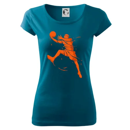 Basketball player splash