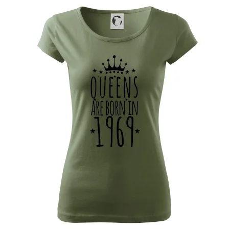 Queens are born in 1969