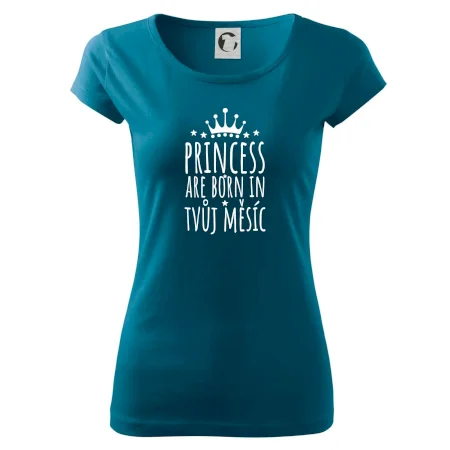 Princesses are born in (Vlastný nápis mesiac narodenia)