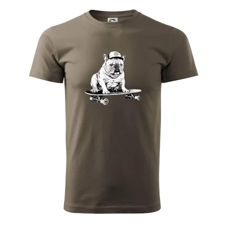 Čiernobiely buldog na skateboarde