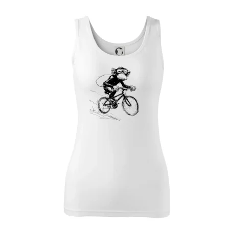 Opice s batohom na bicykli