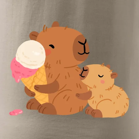 Kapybara so zmrzlinou