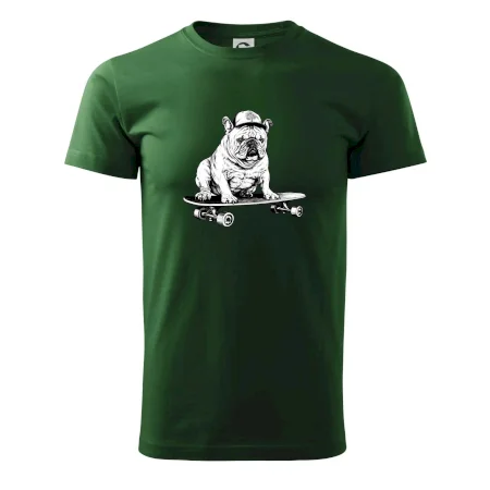 Čiernobiely buldog na skateboarde