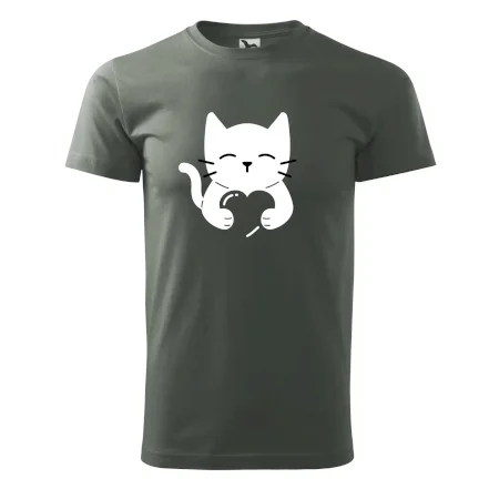 Mačka drží srdce