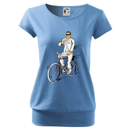 Gentleman na bicykli s pivom