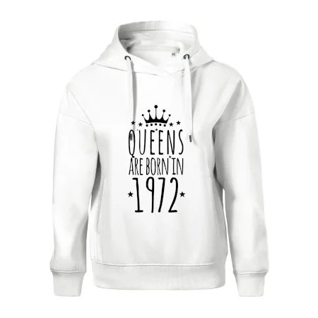 Queens are born in 1972