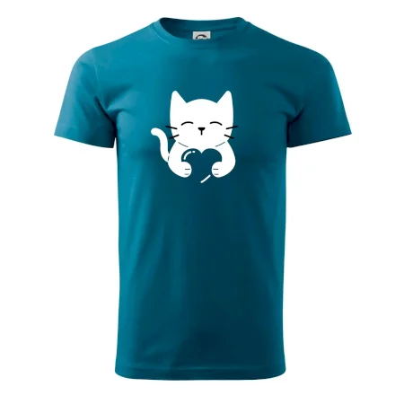Mačka drží srdce