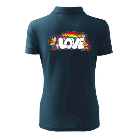 Love s dúhou v pozadí