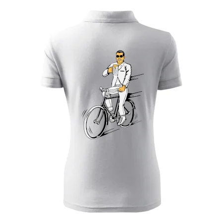 Gentleman na bicykli s pivom