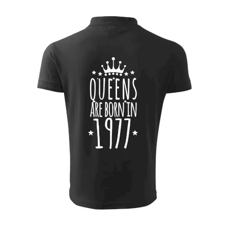 Queens are born in 1977