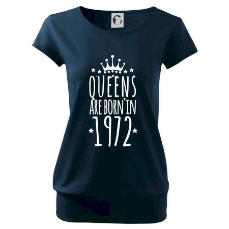 Queens are born in 1972