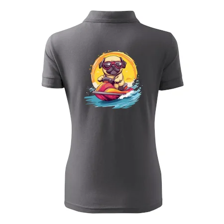 Mops na vodnom skútri