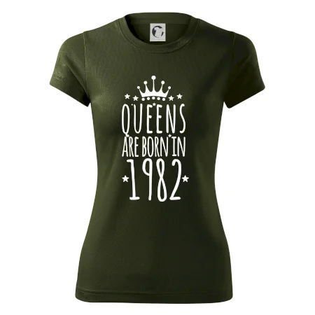 Queens are born in 1982