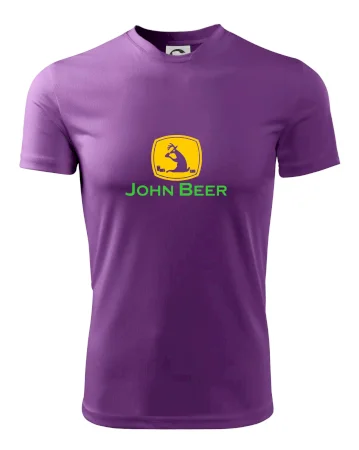 John Beer jeleň s pivom